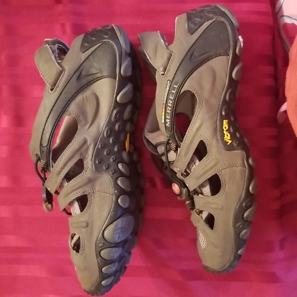 GUC Merrell sandles size 9.5 - Picture 2 of 4